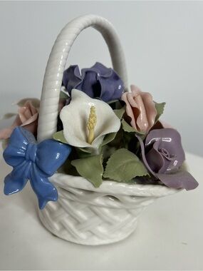 Vintage Anna Rosa Spring Bouquet Floral San Francisco Music Box